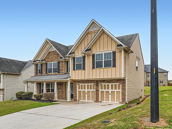 2nd image of 1071 McDuffie Cir
