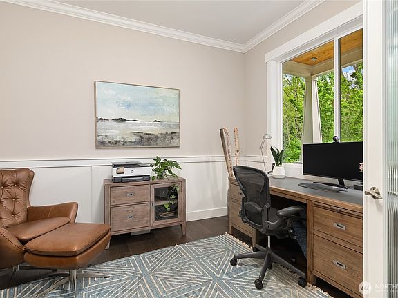 5th image of 6903 NE New Brooklyn Road