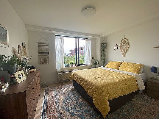 4th image of 691 Marcy Ave #5C