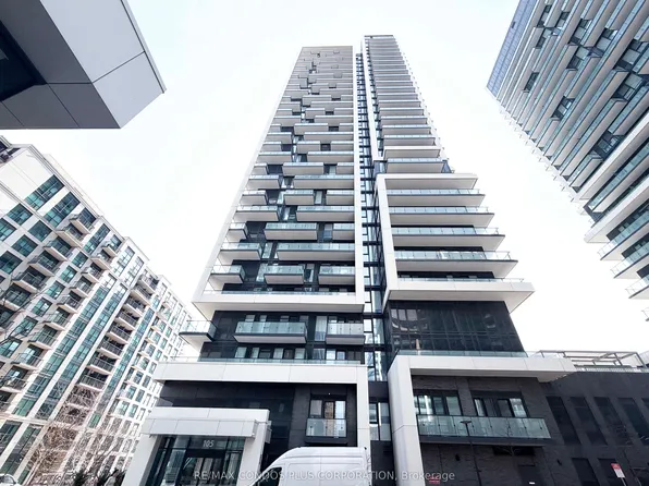 105 Oneida Cres #503, Richmond Hill, ON L4B 0H6