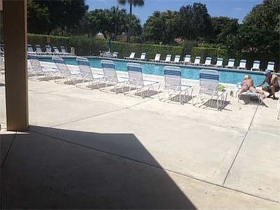 5th image of 113 Gardens Dr APT 101