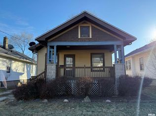 112 E Gift Ave, Peoria, IL 61603