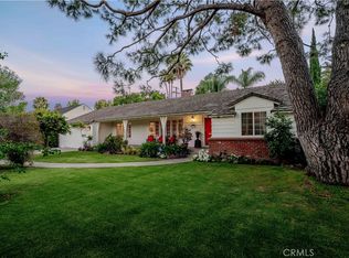 6843 Chisholm Ave, Van Nuys, CA 91406