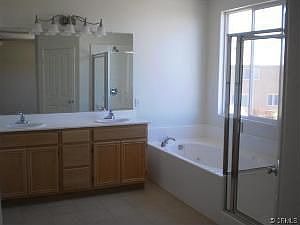4th image of 13816 Hawk Ct