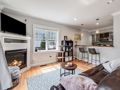 13 Spring Garden St #1, Dorchester, MA, 02125