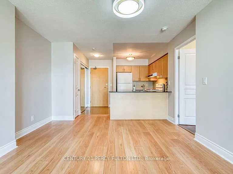 55 S Town Centre Blvd #601 — Photo 17