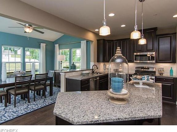 5th image of 3064 Clearbrook Dr