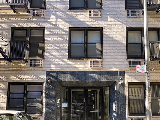 Rented by Compass | media 13