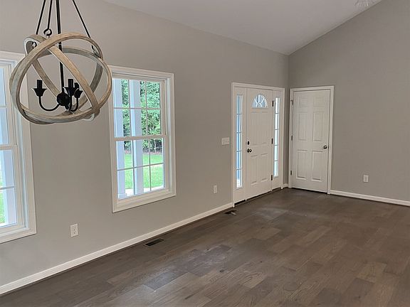 4th image of 8280 Smacks Run Creek Ln