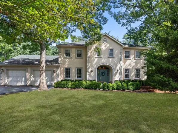 (undisclosed Address), Lake Forest, IL 60045