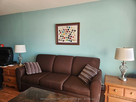 3rd image of 4 Paradise Blvd #3