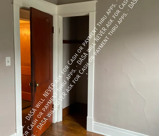 202 Chadduck Ave #UPPER — Photo 9