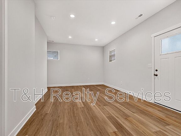 3rd image of 415 N Walcott St Unit A