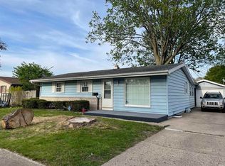 1204 Ryer St, South Bend, IN 46628