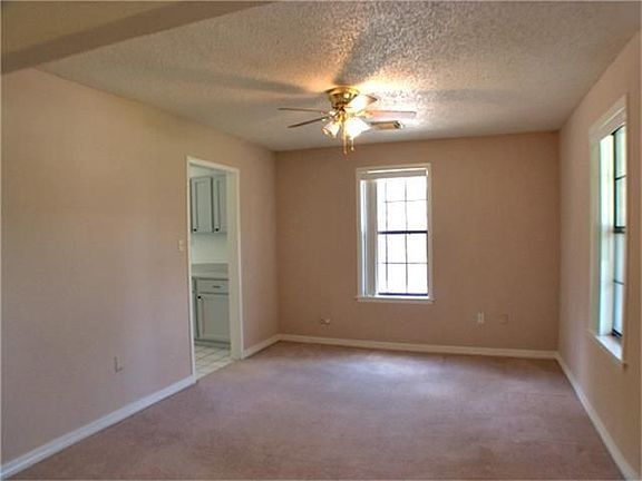 5th image of 6913 Sharon Dr
