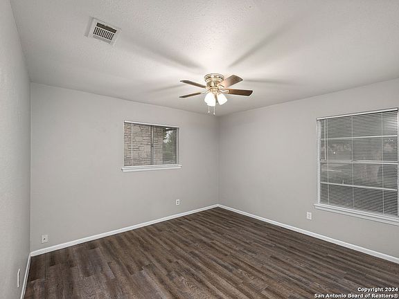5th image of 4111 Monaco Dr