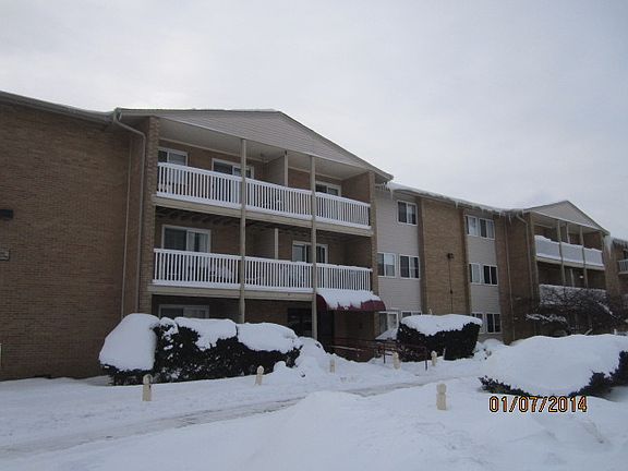 2nd image of 910 Beau Dr Unit 206