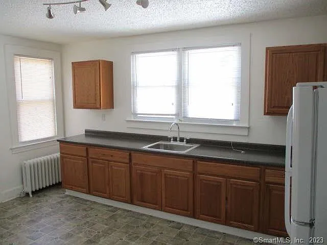 2 bed, 1176 sqft, $1,850 — Photo 4