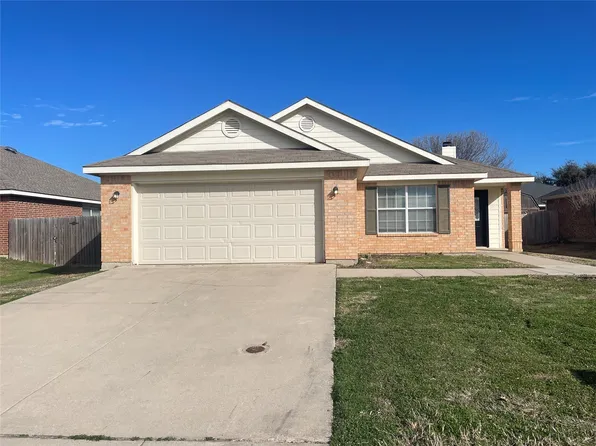 530 Del Mar Dr, Ponder, TX 76259