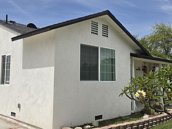 4th image of 7755 Amestoy Ave