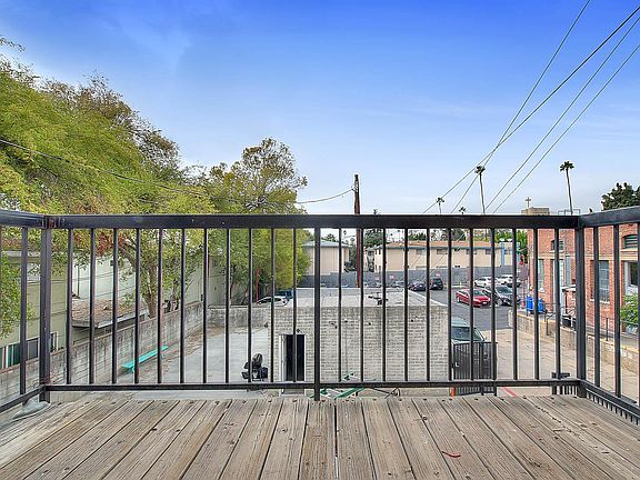 3rd image of 1317 N Hill Ave #1317