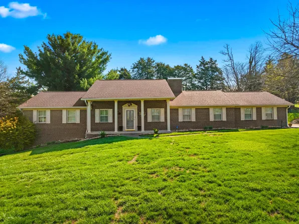 1208 Forest Dr, Morristown, TN 37814