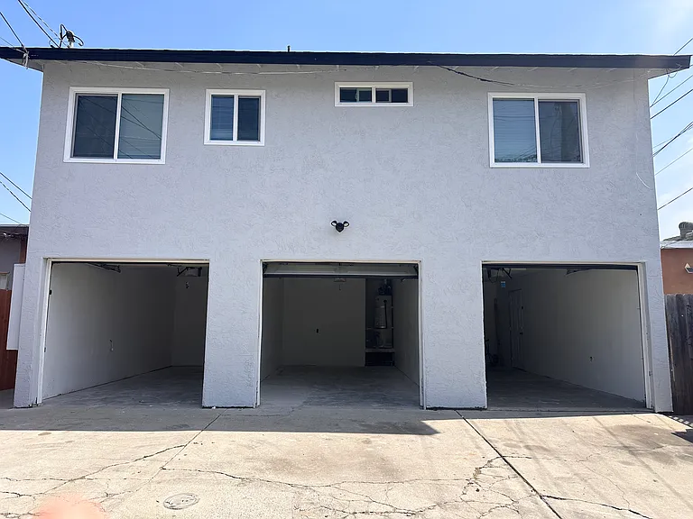 2848 Fairmount Ave — Photo 34