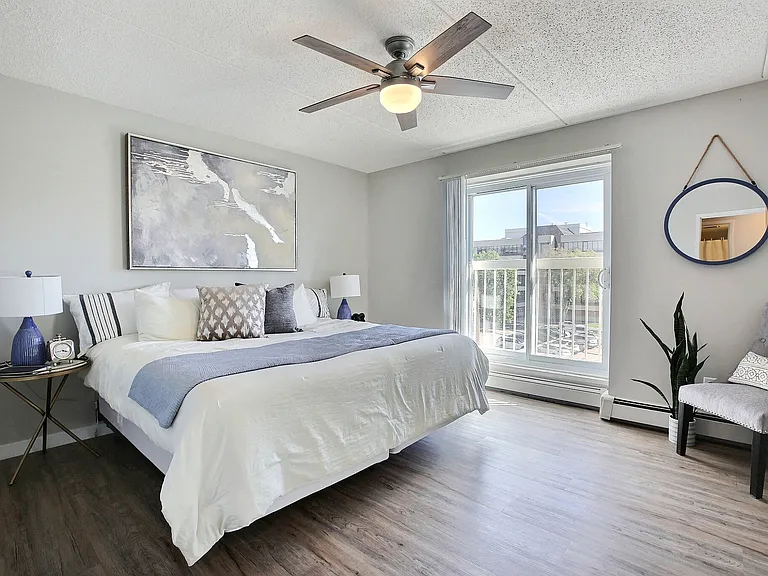 2227 Lorne St #201 — Photo 29