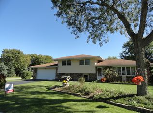 23837 S Willow Ln, Minooka, IL 60447