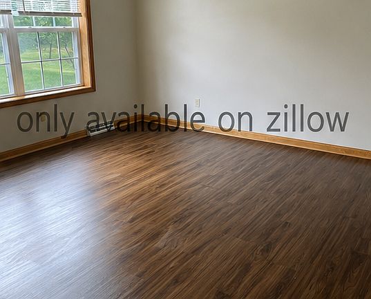 5th image of 3884 Morefield Rd