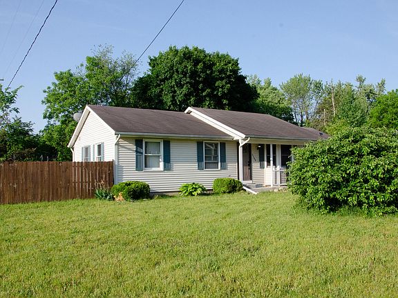 3rd image of 2109 Rosewood Ave