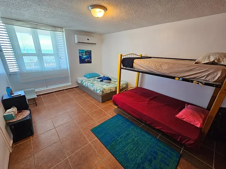 8M Isleta Marina — Photo 4