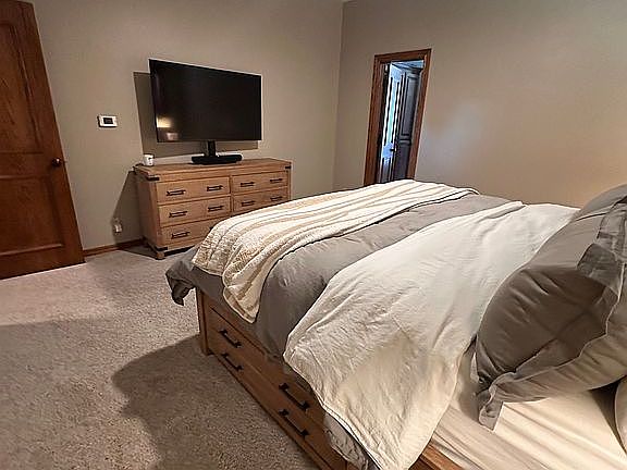 5th image of 3206 Woodmont Cir