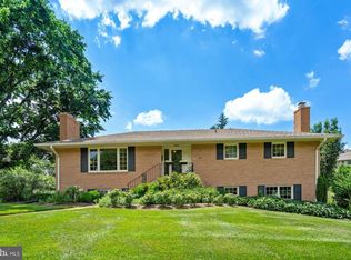 6430 Alhambra Ct, McLean, VA 22101