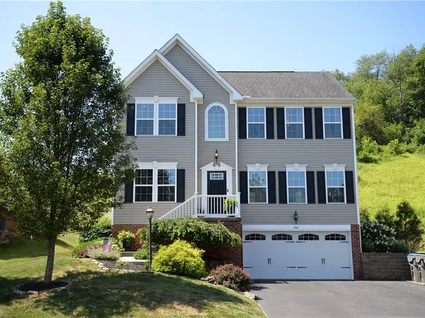 2021 Blackberry Ln, Valencia, PA 16059