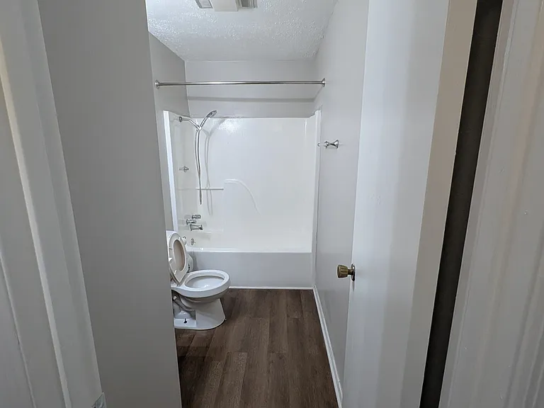 1609 Amour Dr — Photo 14