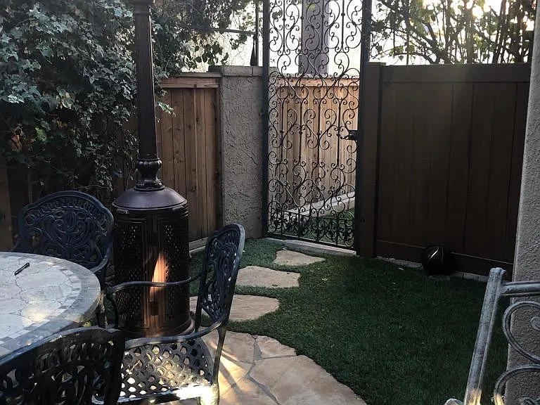 2102 Bataan Rd — Photo 5
