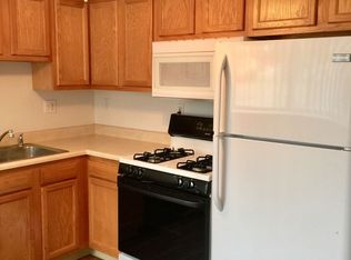 611 Flint Rd APT 1, Brighton, MI 48116