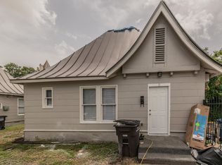 930 E Grayson St, San Antonio, TX 78208