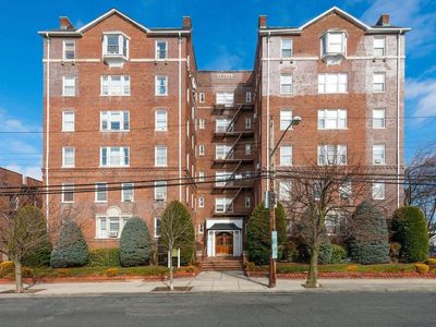55 Grand Avenue #4A, Rockville Centre, NY, 11570