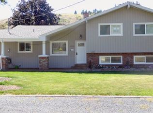 1316 S 5th St, Dayton, WA 99328