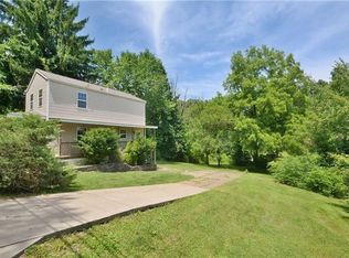5007 Thoms Run Rd, Oakdale, PA 15071
