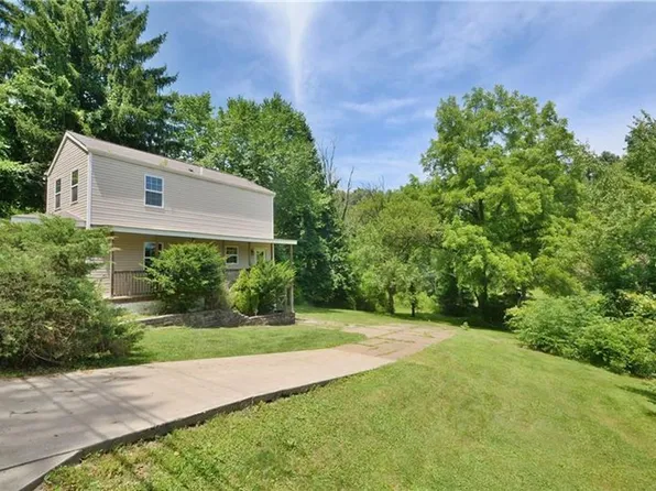 5007 Thoms Run Rd, Oakdale, PA 15071