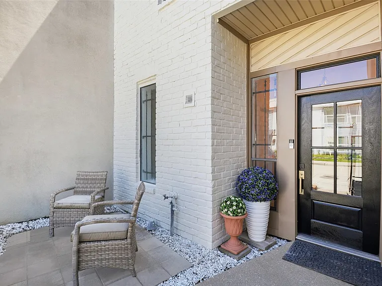 9407 Denbury Way — Photo 3