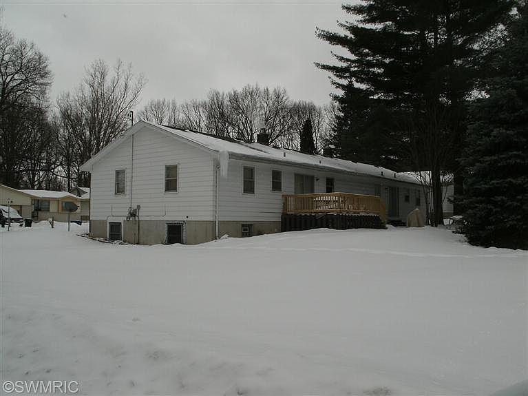 2nd image of 1249 Ridgebrook Ct SE