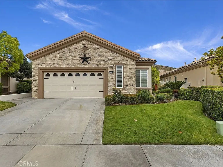 5998 Indian Canyon Dr — Photo 2