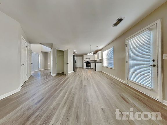 2nd image of 140 N Greenfield Cir