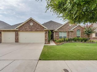 8148 Timber Fall Trl, Fort Worth, TX 76131