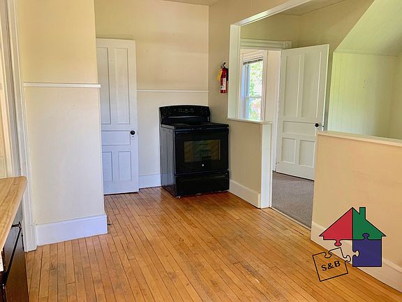 3rd image of 123 Orange St APT 1