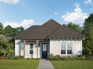 872 Village Dr, Opelika, AL 36801